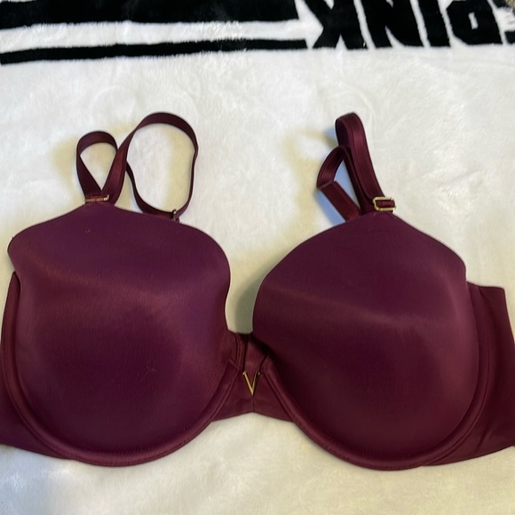 Victorias Secret Bra - Picture 1 of 3